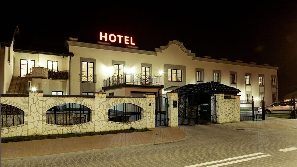 Hotel Notabene Świdnik 외부 사진