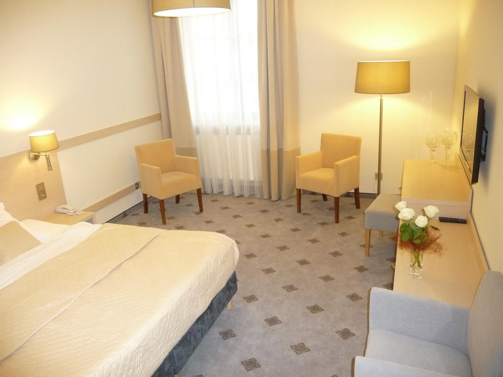 Hotel Notabene Świdnik 외부 사진